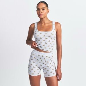 Skims Baby Deer Pajamas Boyfriend shorts and Tank New Without Tags size L